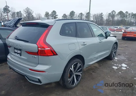 2025 Volvo Xc60 Plug-In Hybrid Ultra, T8 Awd Electric/Gasoline, Dark из США, поврежденный, VIN YV4H60RM7S1138667